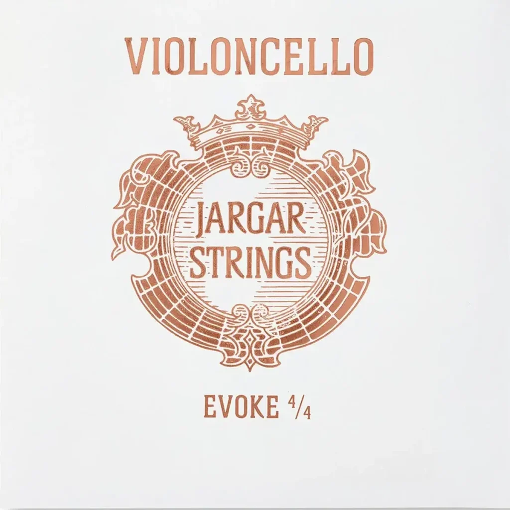 Corda Jargar Evoke per violoncello su sfondo neutro